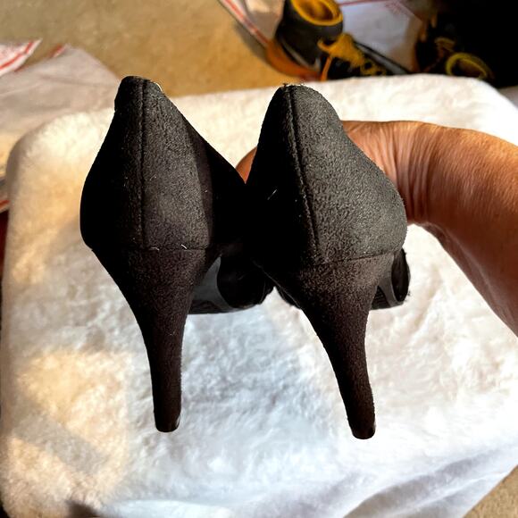 Fioni Size 7.5 heel 4" platform .5" Black soft peep toe - Picture 2 of 11